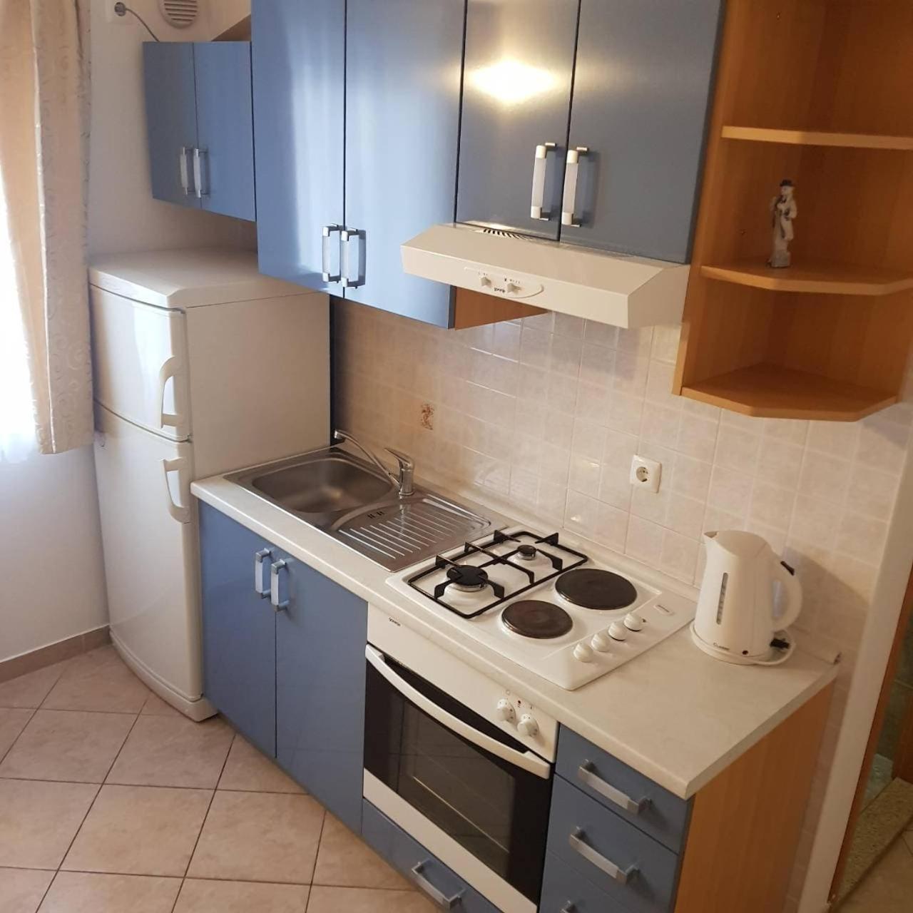 Apartmani Katarina Makarska Værelse billede